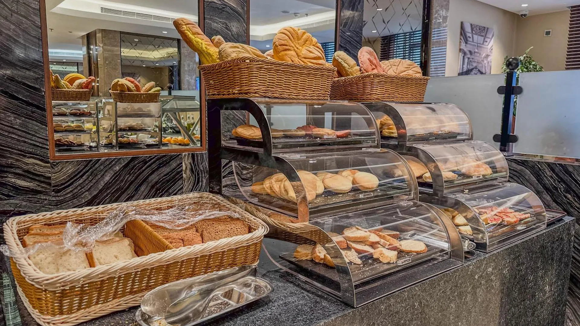 Three Pearls Musalli Hotel Mecca