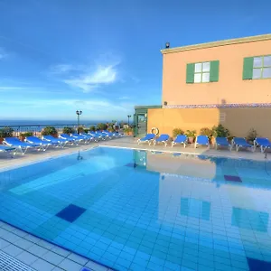 https://vivaldi.maltahotels.net